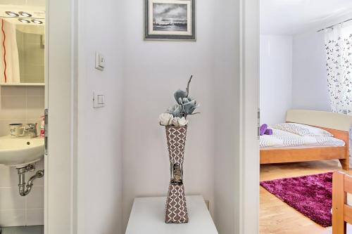 SUMMERTIME house with apartment - Apartment - Umag