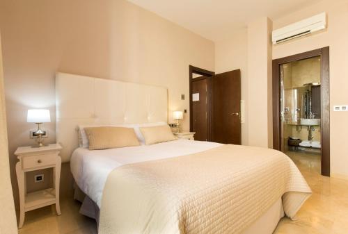 Siloe Plaza, Granada (photo 7)