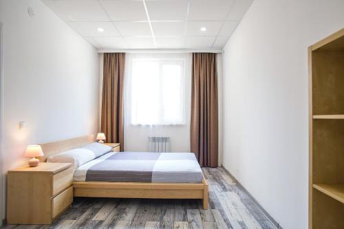 Dublin & Dolphin Hotel - image 6