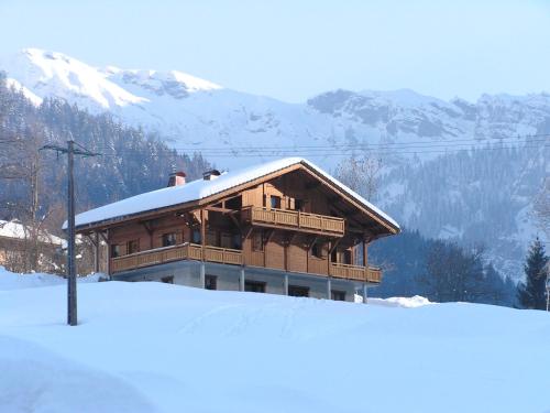 B&B Sixt-sur-Aff - Chalet des Cascades - Bed and Breakfast Sixt-sur-Aff