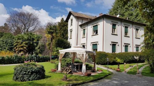  Villa del Cigno, Pension in Lecco bei Maggio