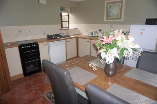Waterside Cottages - image 2