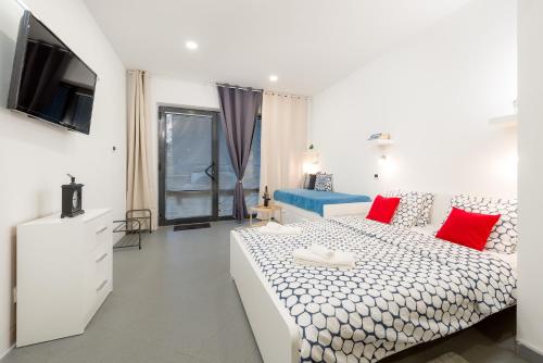 Studio apartment Sesula, Split (photo 10)