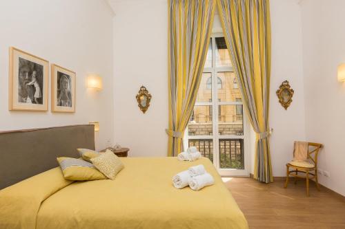 Prestigious Apartment via Barberini, Рим (фото 10)