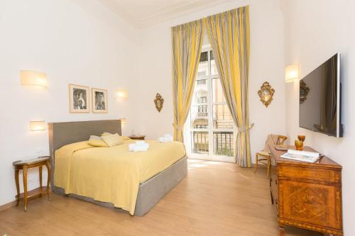 Prestigious Apartment via Barberini, Рим (фото 9)