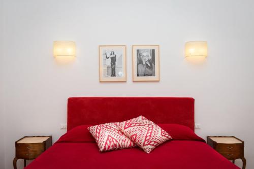 Prestigious Apartment via Barberini - image 12