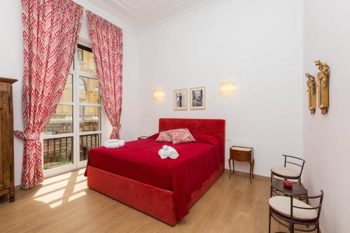 Prestigious Apartment via Barberini - image 6