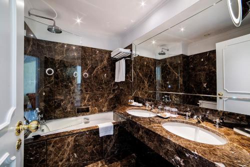 Foto - Infante Sagres – Luxury Historic Hotel