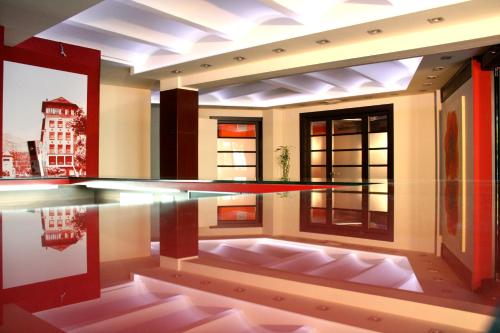 Úszómedence, Hotel Avenida in La Seu d'Urgell