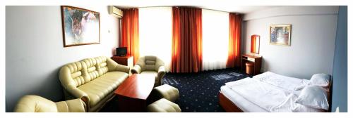 Hotel Rahovets - image 13