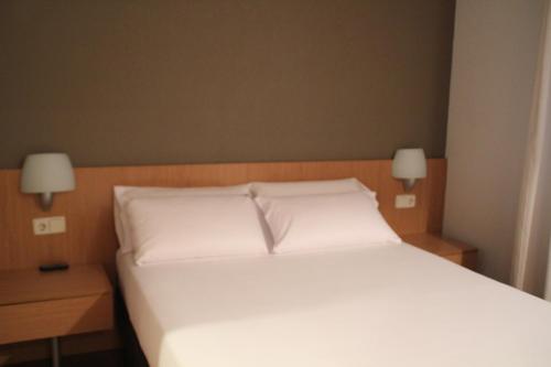 Hostal Abodi - image 6