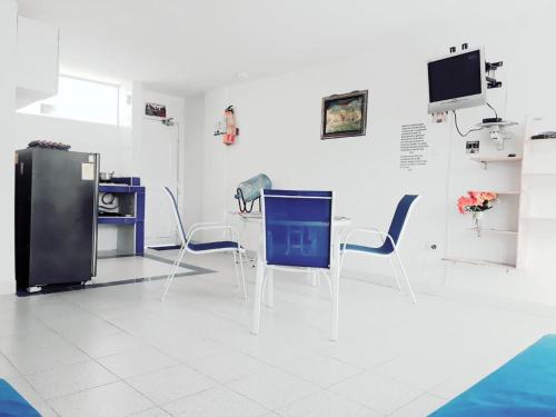 Apartaestudio con parqueadero gratis