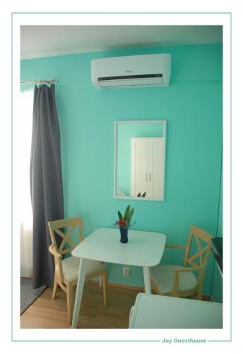 Joy Guesthouse
