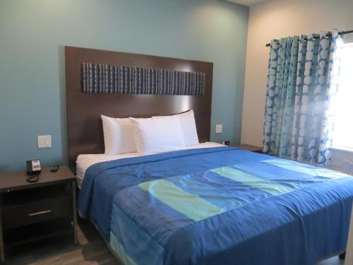 Hotel Blue - Woodlands - image 13
