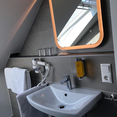 Hotel Select Suites & Aparts - image 2