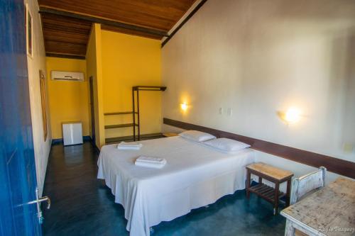 Double or Twin Room with Balcony image 4