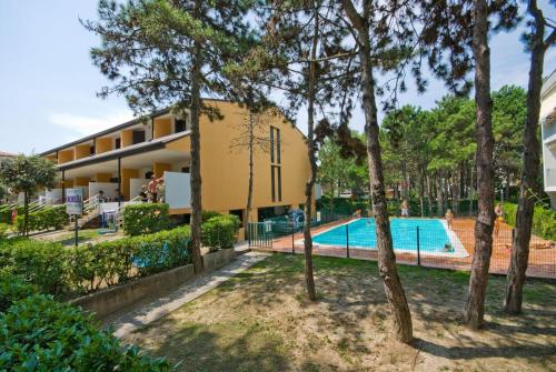 Residence Cinzia Pool, Pension in Bibione
