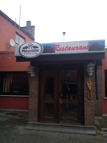 ทางเข้า, Hotel zur Kuferschenke in นีลชไตน์