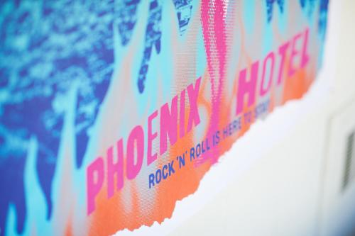 Phoenix Hotel - image 9