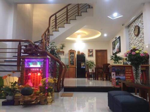 Lantern Riverside Hoi An Stop at Lantern Riverside Hoi An to discover the wonders of Hoi An. The property features a wide range of facilities to make your stay a pleasant experience. Service-minded staff will welcome and guid