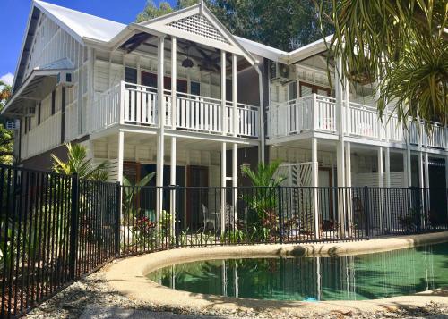 Pandanus Cottage