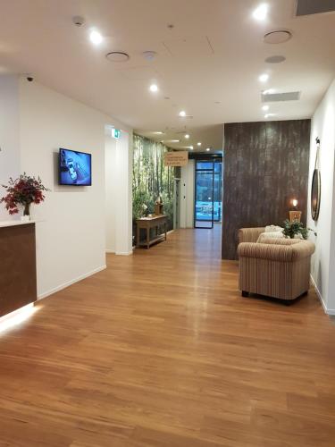 ล็อบบี้, วินด์แฮม การ์เดน รีมาร์คเคเบิลส์ พาร์ค ควีนส์ทาวน์ (Wyndham Garden Remarkables Park Queenstown) in ควีนส์ทาวน์