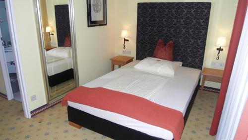 Superior Single Room image 3