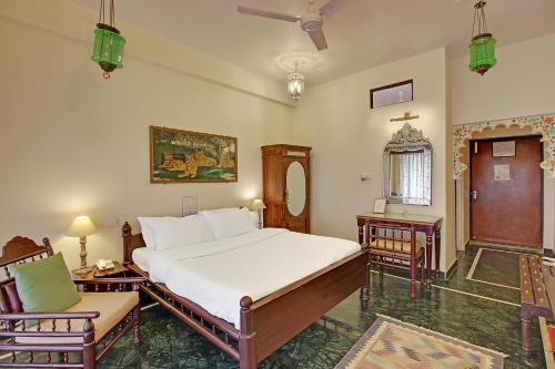 Phòng khách, Lake Pichola Hotel in Udaipur