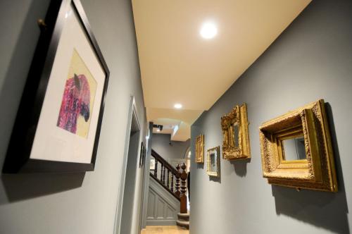 The George Hotel - image 10