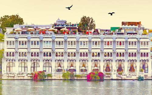 Lake Pichola Hotel