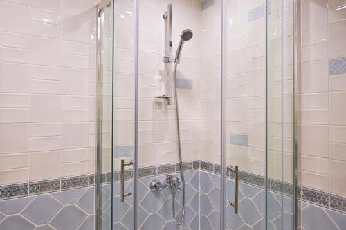 Markell Hotel - image 7