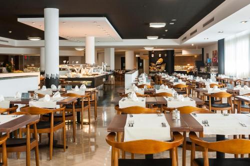 Sandos Monaco - Adults Only - image 11
