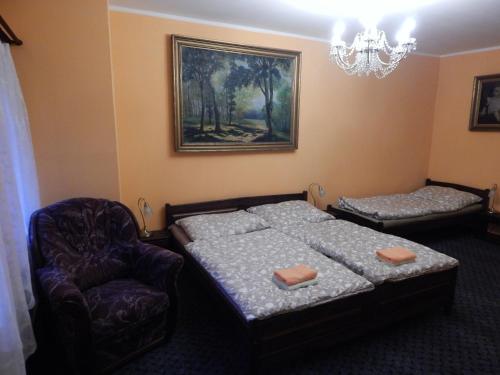 Quadruple Room with Private Bathroom