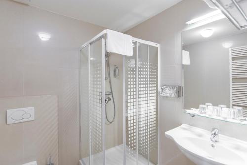 Hotel Páv - image 12