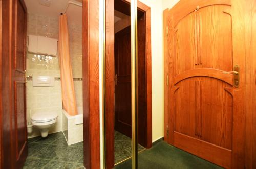River Star Hotel – Prague, NY
