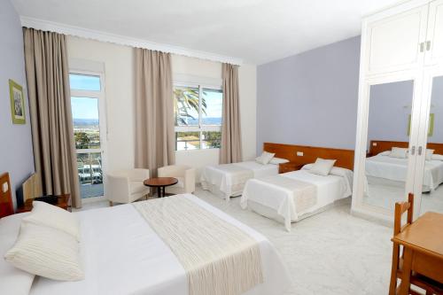 Hotel Complejo Los Rosales in Churriana