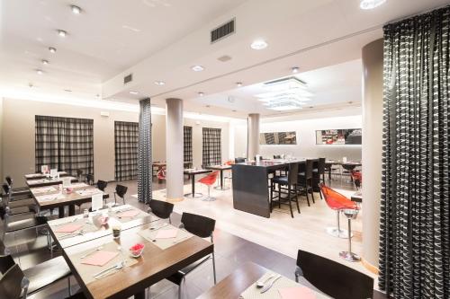First Hotel Malpensa - image 2