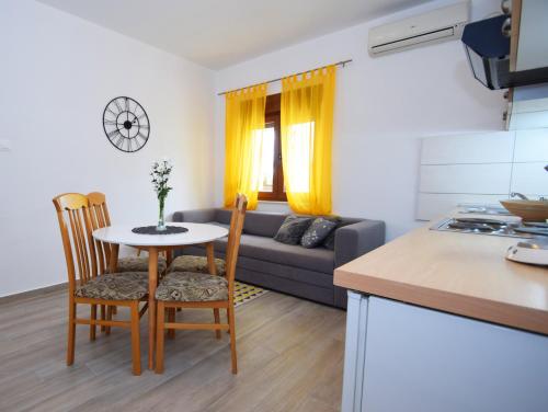 APARTMANI 4 PALME