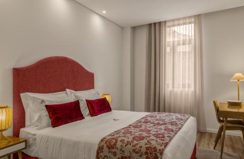 One-Bedroom Apartment image 5