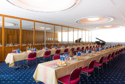 Ringhotel Loew's Merkur - image 3
