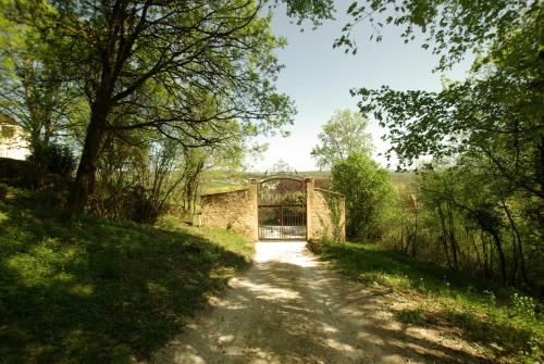 Les Maisons du Cheylard-Lascaux