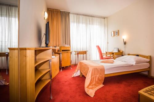 Hotel SET - main image