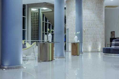 設施, Hotel Milenio in 楠普拉
