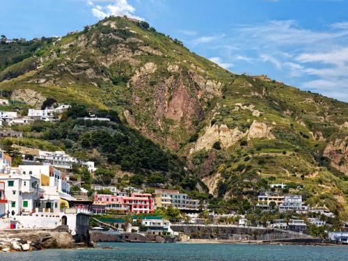 A környék, Hotel Villa Franz in Serrara Fontana