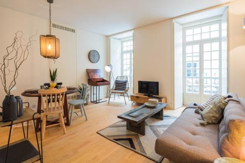 Almaria - Officina Real Apartments | Chiado Lisbon 