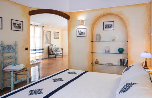 Hotel Poseidonia - image 11