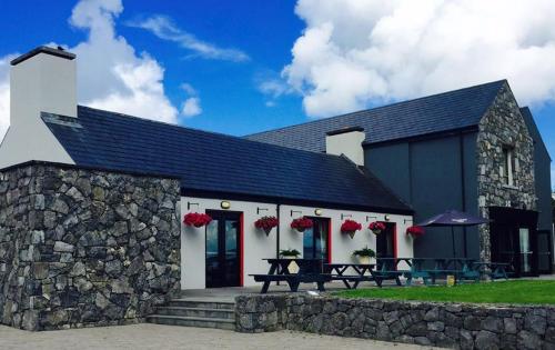 Burren Atlantic Hotel & Holiday Cottages