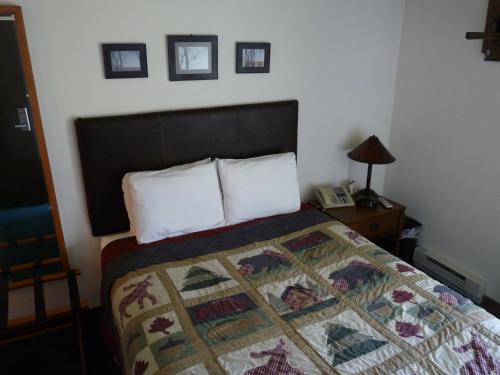 RiverBank Lodge in Petersburg, USA