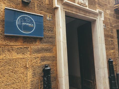 Apodaca Rooms in Cadiz