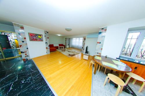 Apartment On Krylova 66 in Ust-Kamenogorskas